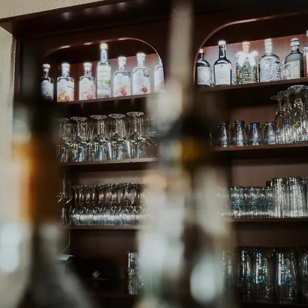 Herberg Krone Post *